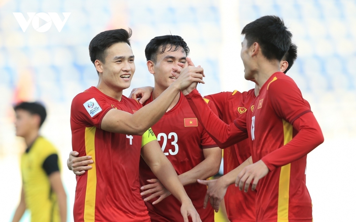 Văn Hậu, Việt Anh vẫn đủ tuổi dự ASIAD 2022